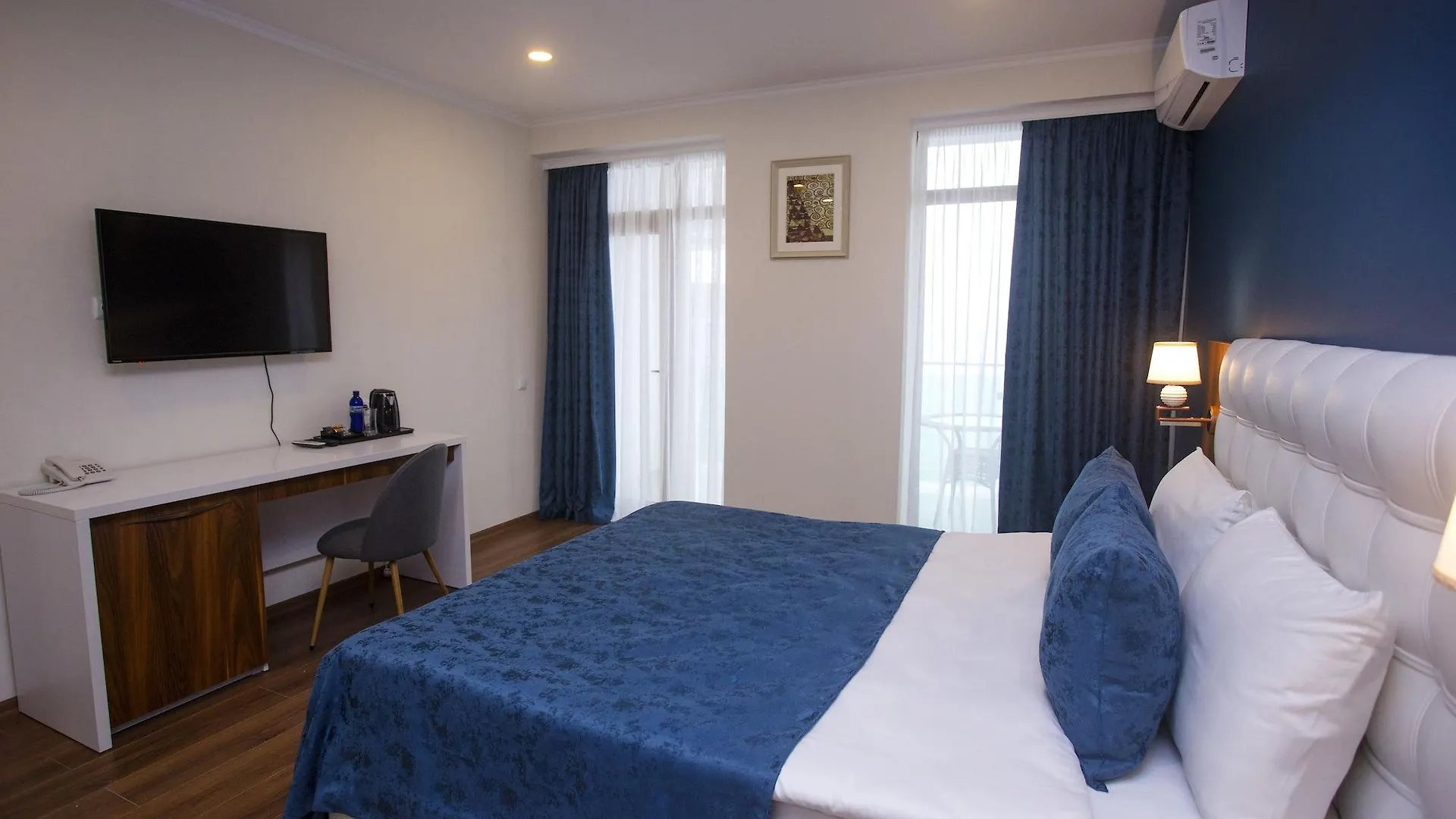 Aqua Batumi Hotel & Apartments