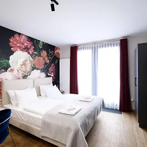 Inspire Miodova Aparthotel Krakow
